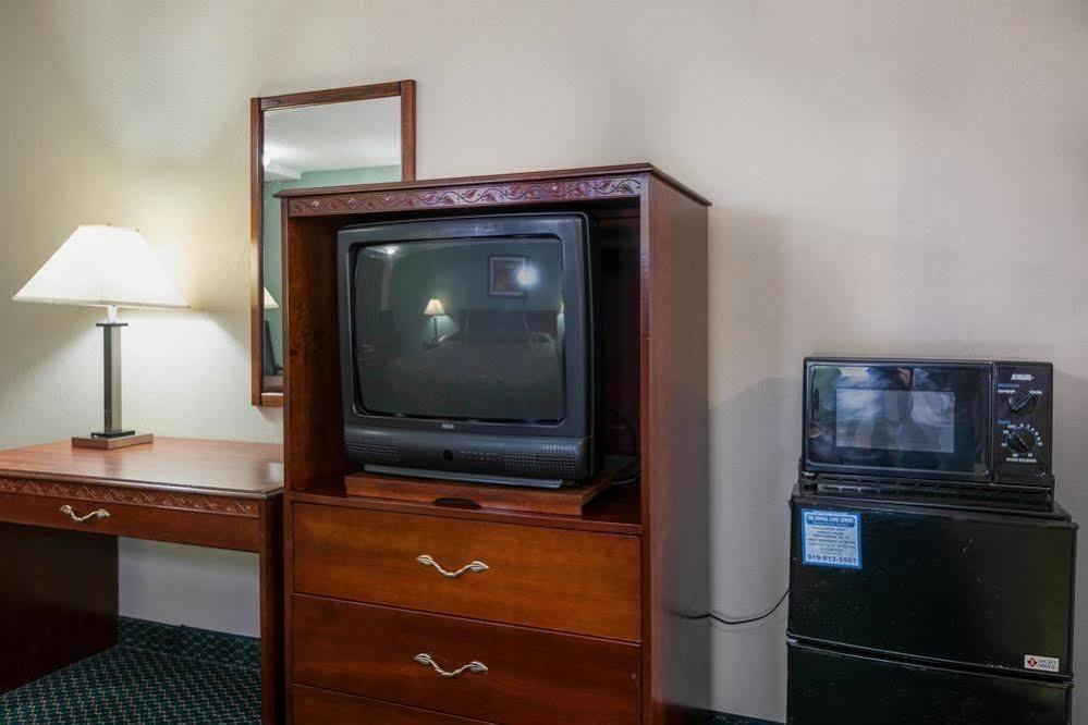 Motel 6-Kenly, Nc المظهر الخارجي الصورة