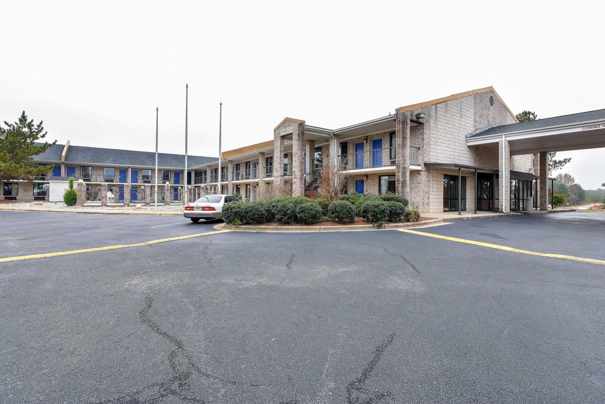 Motel 6-Kenly, Nc المظهر الخارجي الصورة