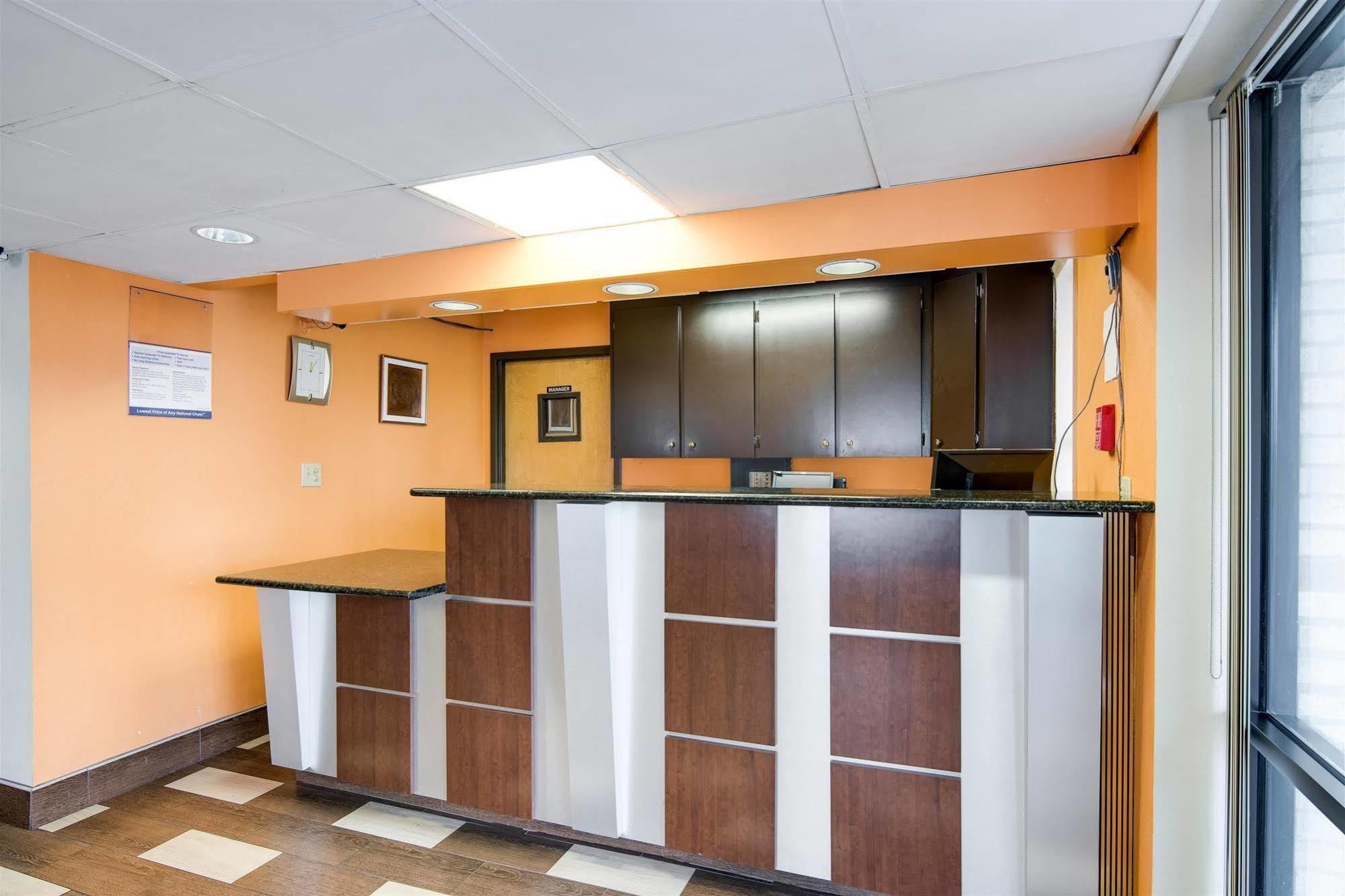 Motel 6-Kenly, Nc المظهر الخارجي الصورة