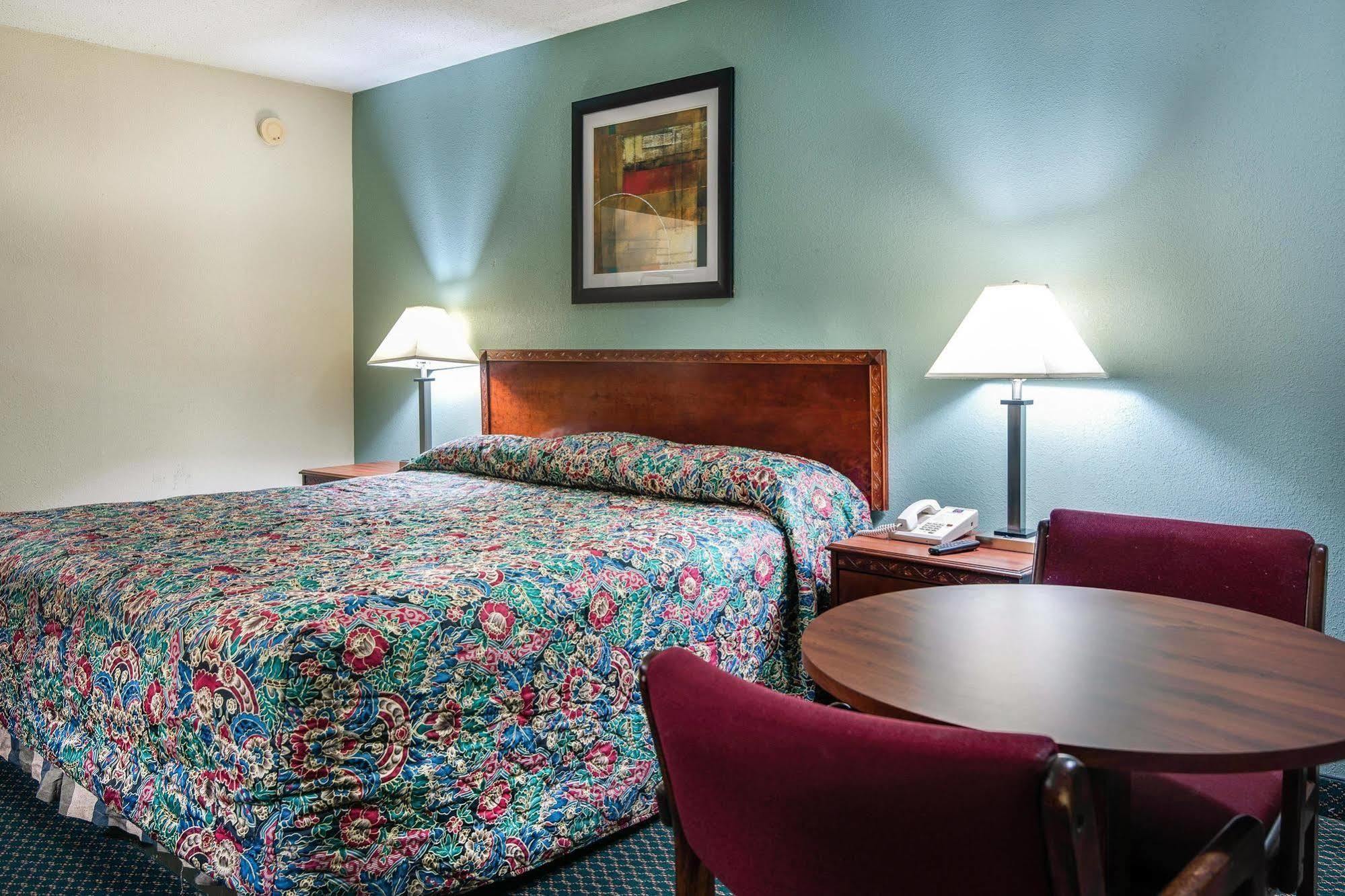 Motel 6-Kenly, Nc المظهر الخارجي الصورة