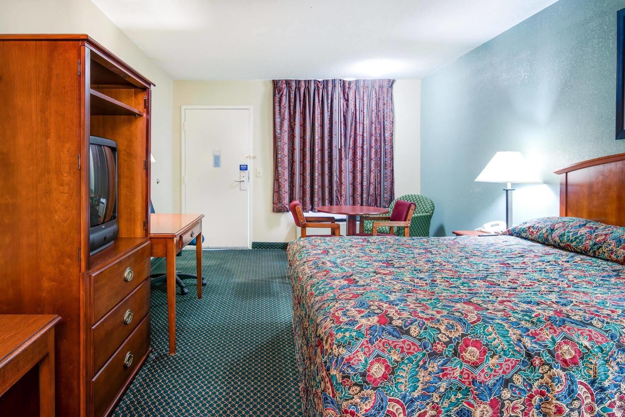 Motel 6-Kenly, Nc المظهر الخارجي الصورة